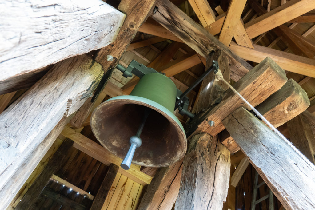 Po 26 letech je ve zvonici u sv. Jiří opět zvon