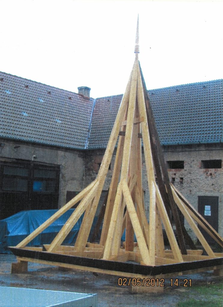 Nová střecha zvonice